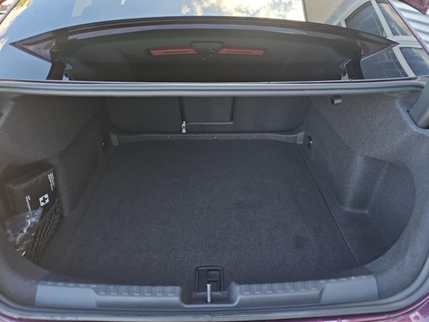 Bild über Audi S3 Limousine TFSI quattro S tronic - für weitere Informationen kontaktieren Sie den Audi Partner
