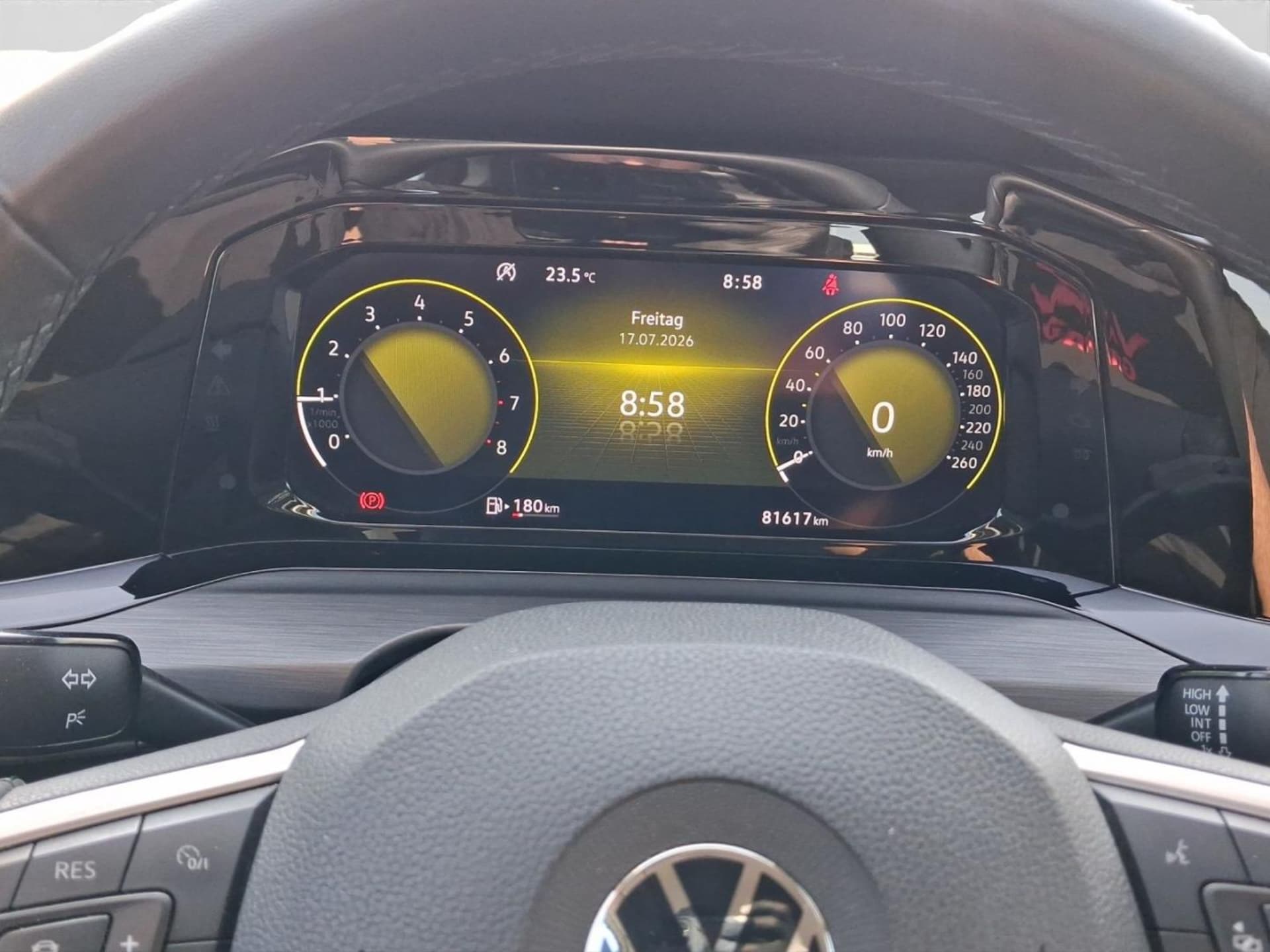 Volkswagen Golf Style
