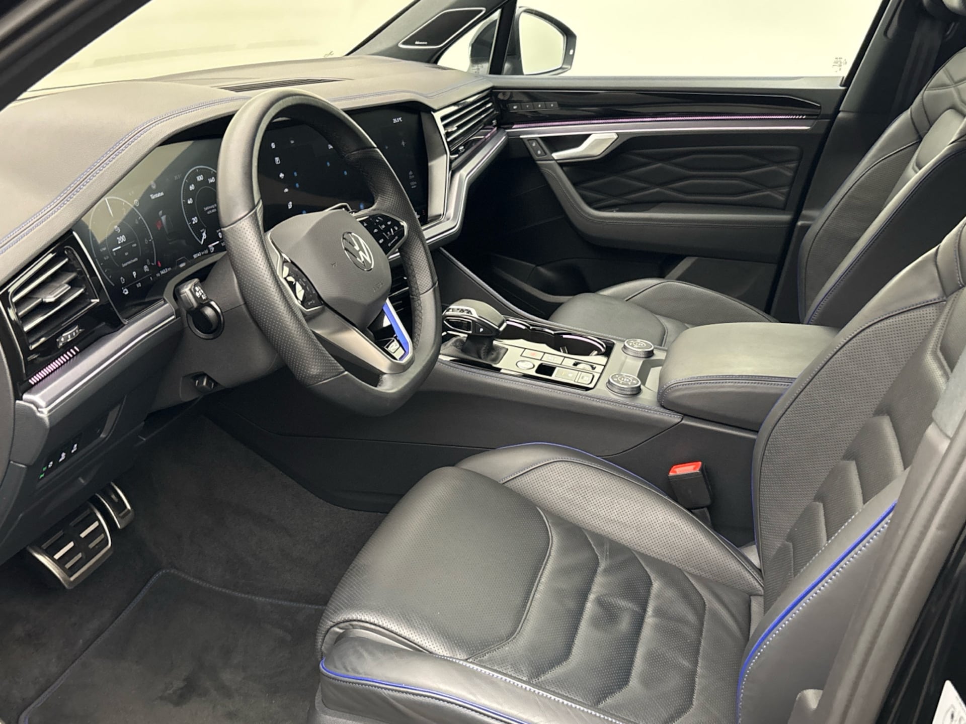 Volkswagen Touareg R