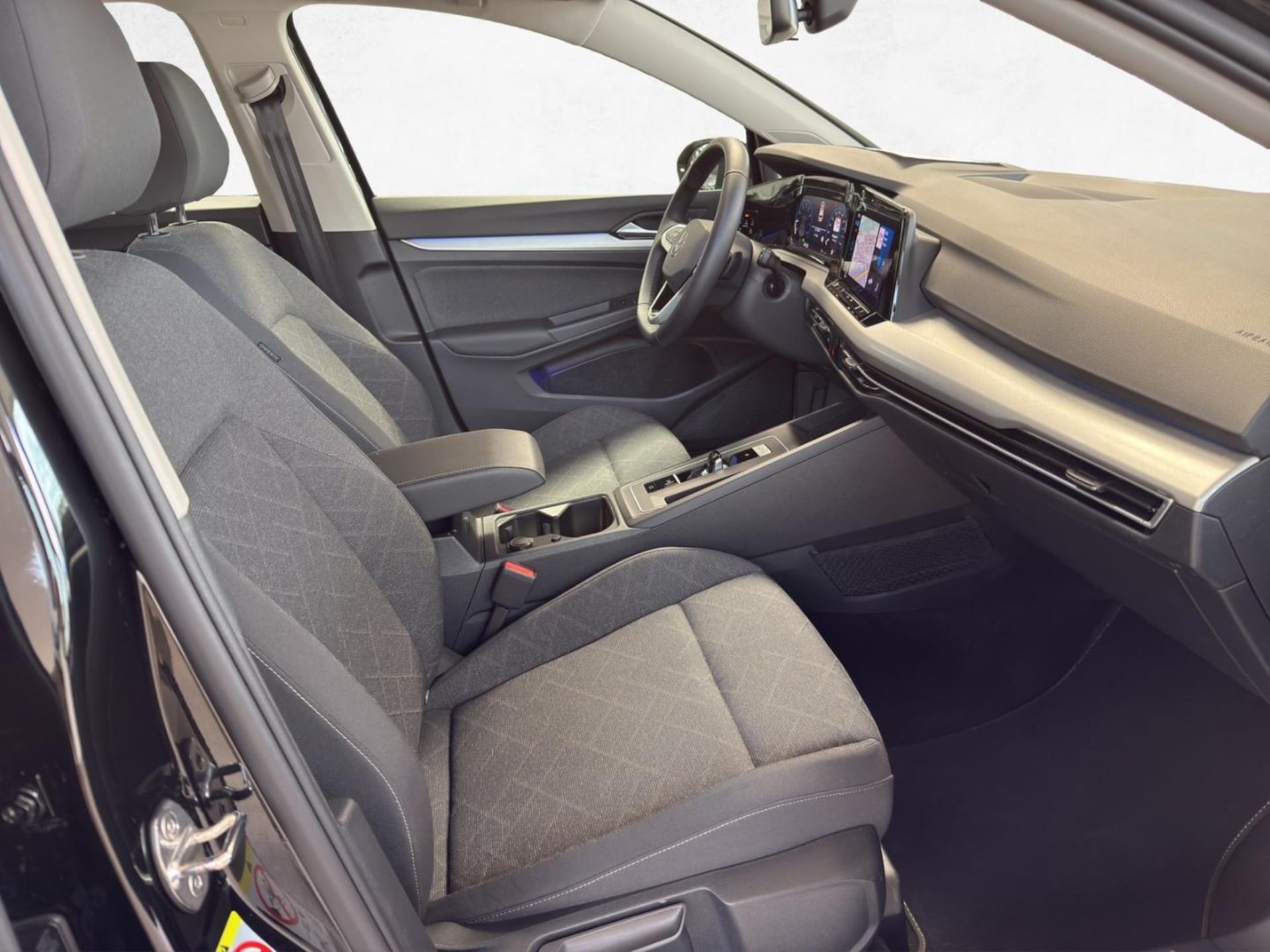 Volkswagen Golf Variant Life