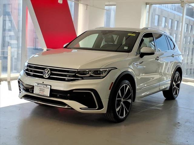 2022 Volkswagen Tiguan SEL R-LINE