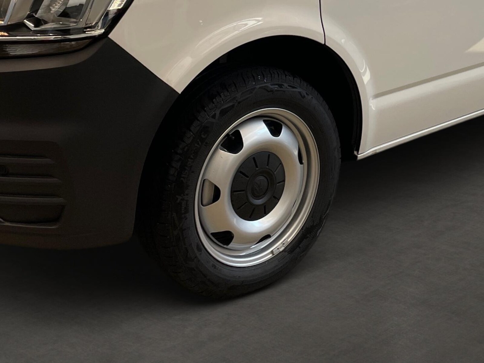 Volkswagen T6.1 Transporter Kasten langer Radstand – Bild 9