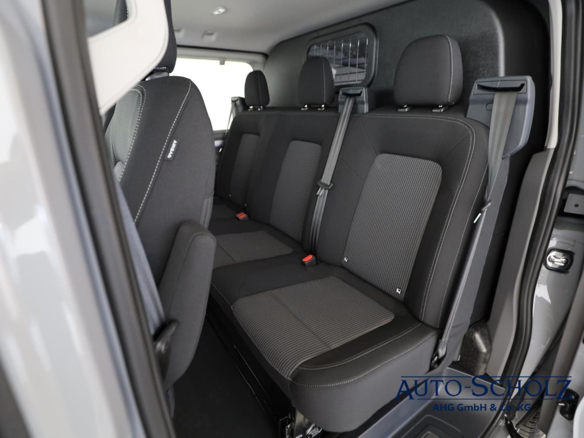 Volkswagen Transporter Kasten kurzer Radstand Plus PanAmericana