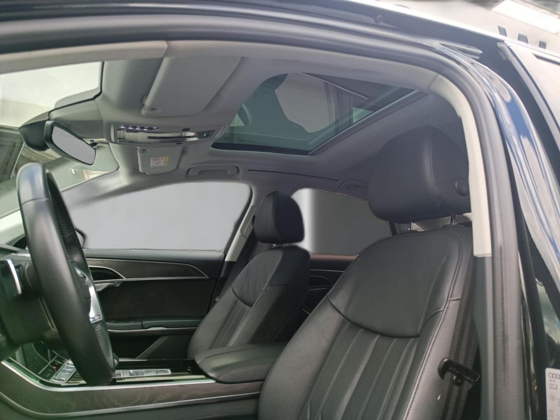 Audi A8 TFSI e