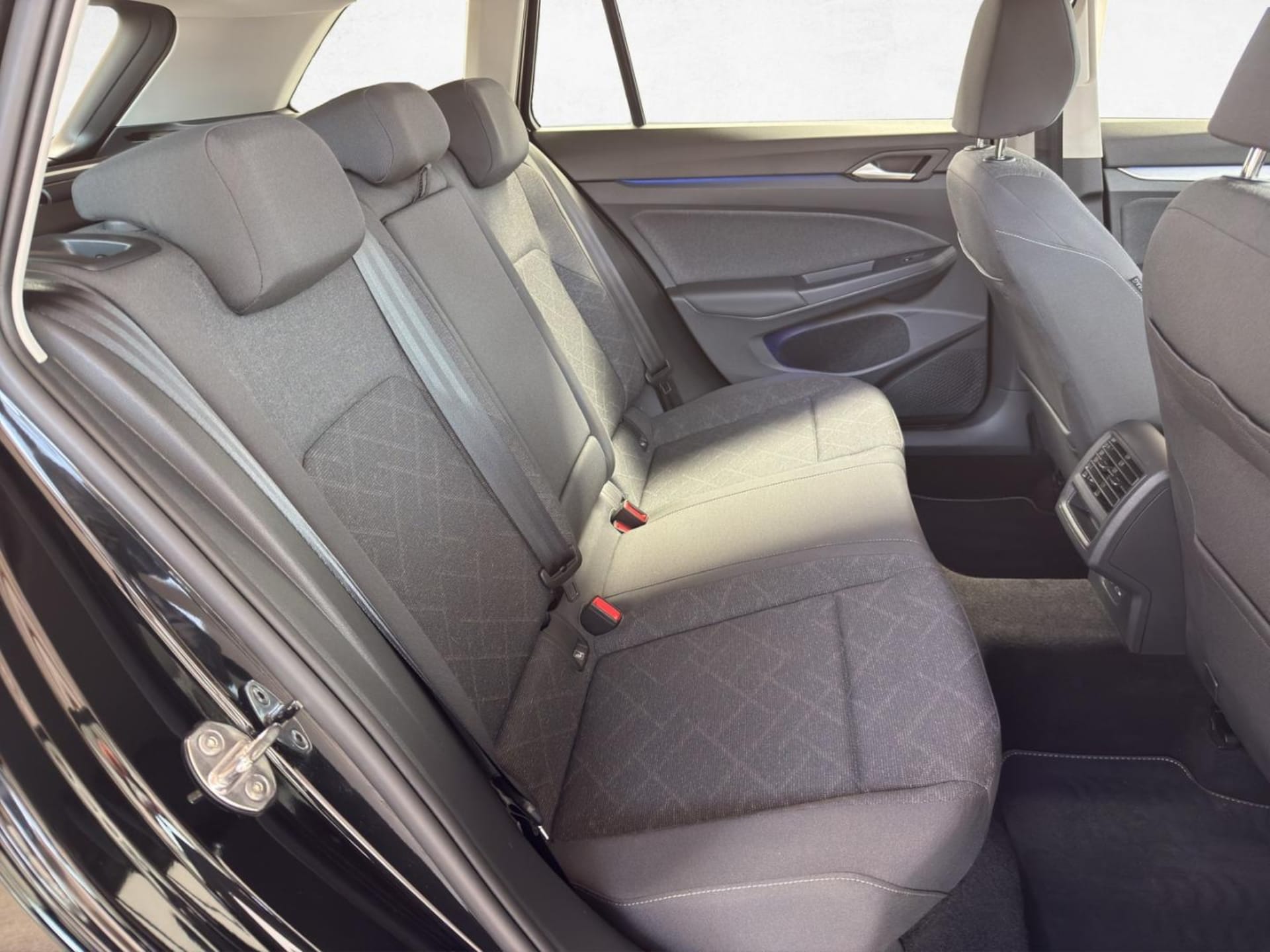Volkswagen Golf Variant Life