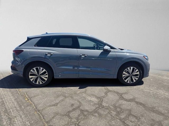 Used 2024 Audi Q4 e-tron Premium with VIN WA1ACBFZ6RP025688 for sale in Palo Alto, CA