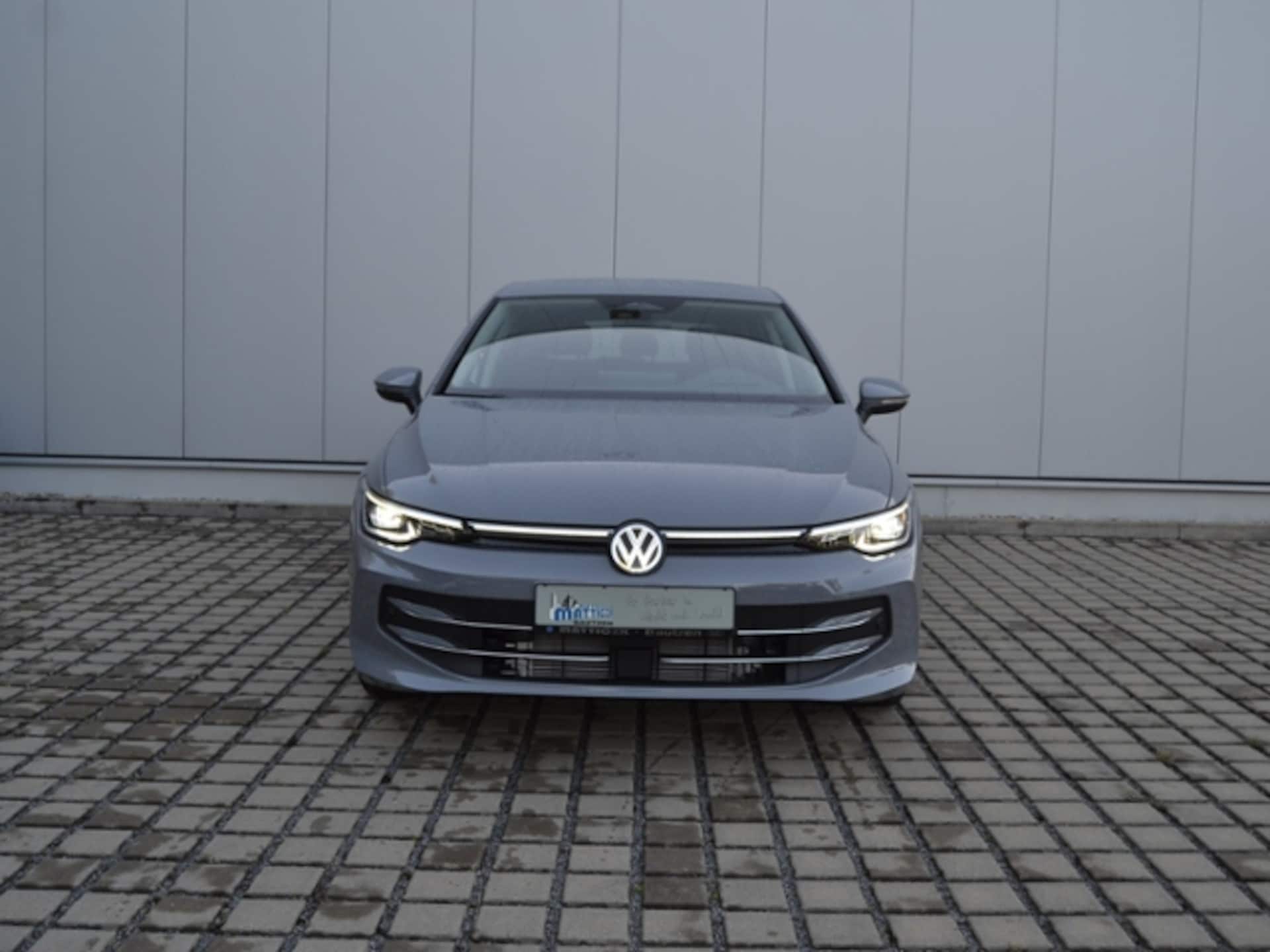 Volkswagen Golf Style