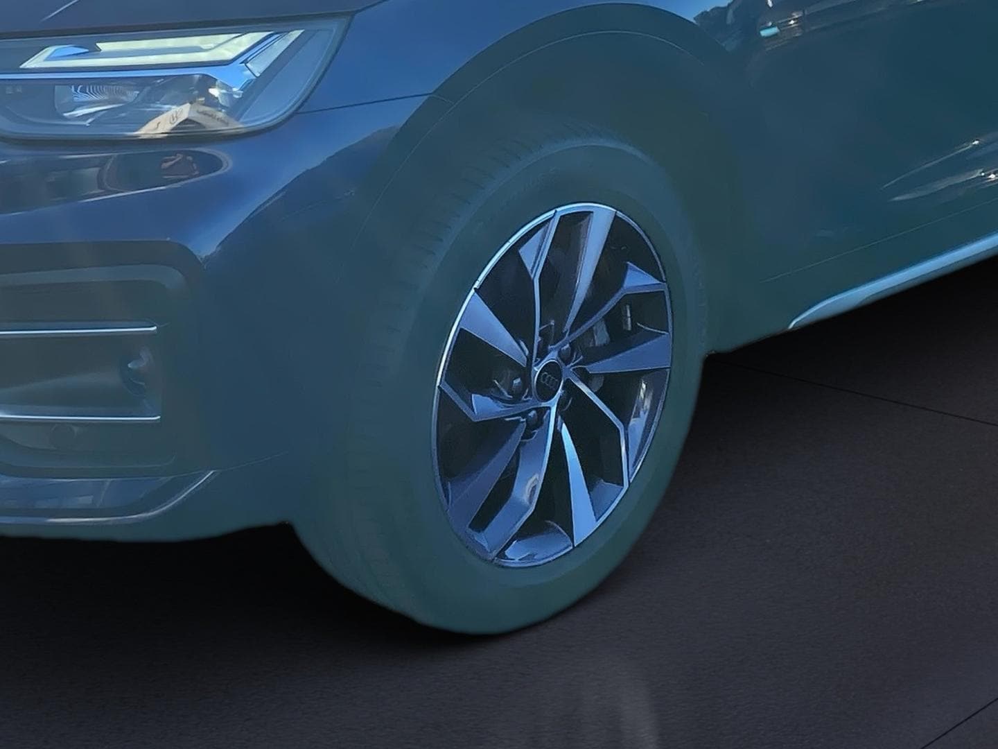 Bild über Audi Q5 40 TDI quattro S tronic - für weitere Informationen kontaktieren Sie den Audi Partner