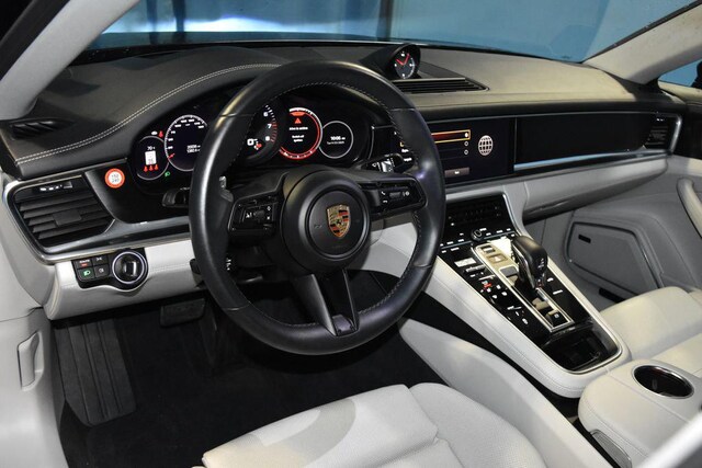 2023 Porsche Panamera