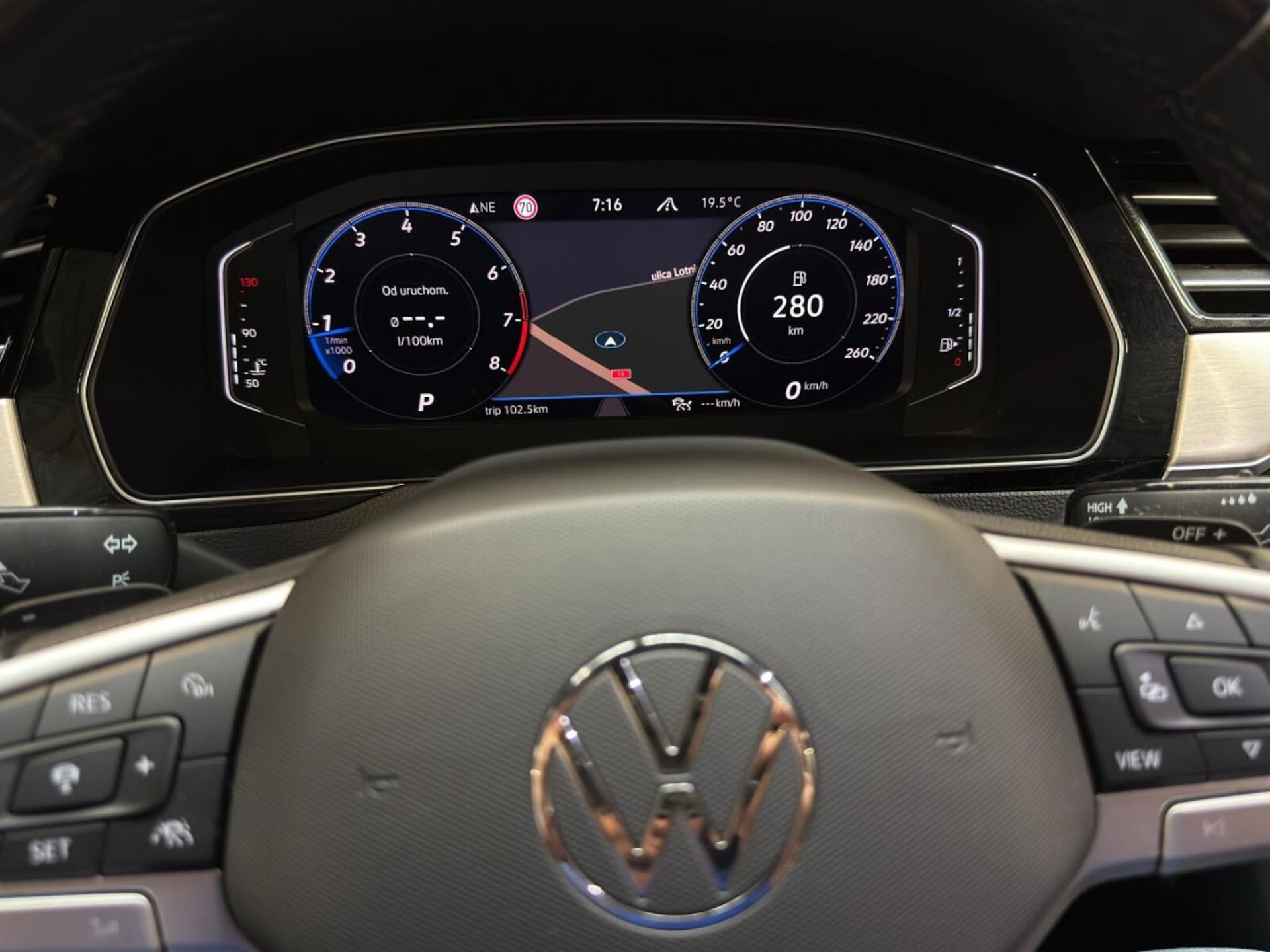Volkswagen Passat Elegance