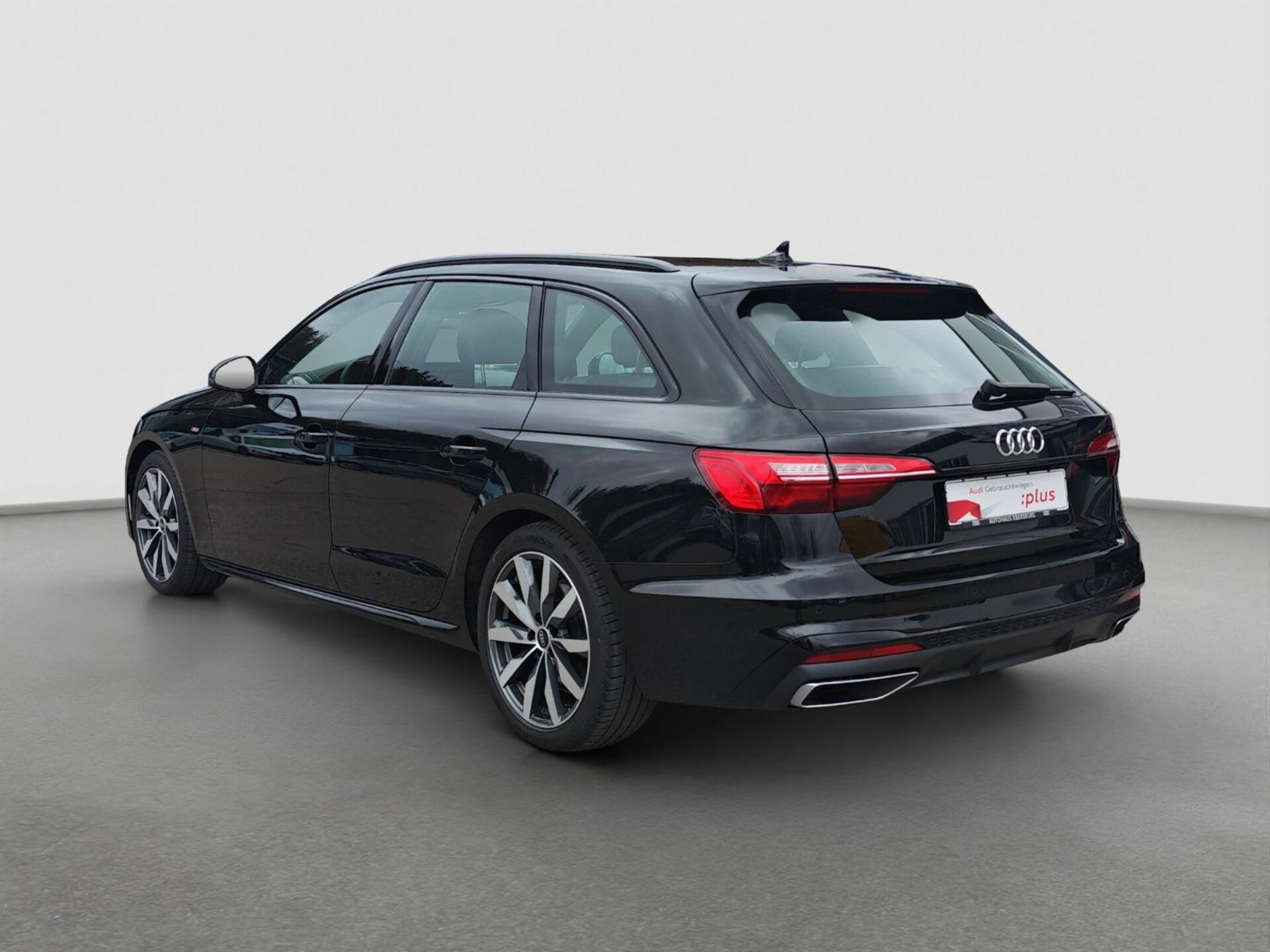 Audi A4 Avant S line