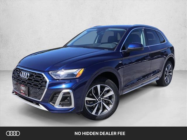 2023 Audi Q5 45 Premium Plus's photo