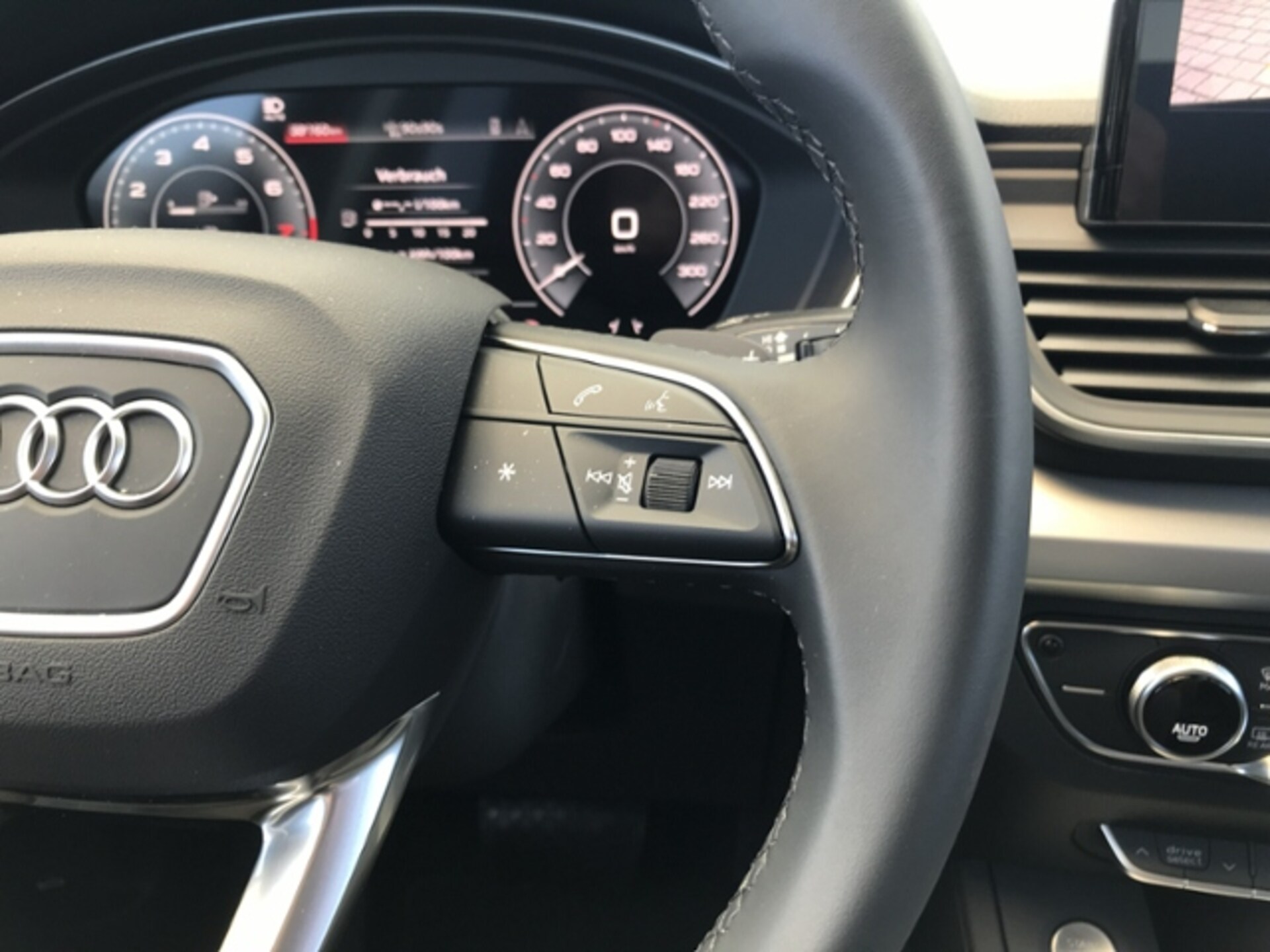 Audi Q5 TFSI e S line