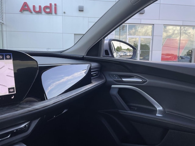 2025 Audi Q5 Premium - Photo 11
