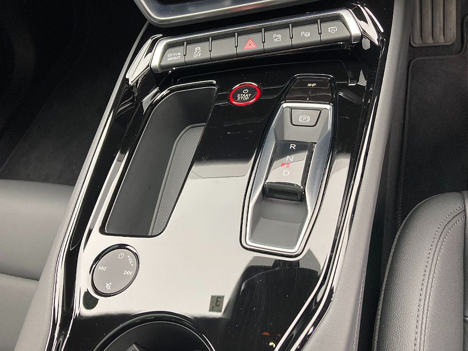 Image about Audi e-tron GT e-tron GT quattro 350,00 kW