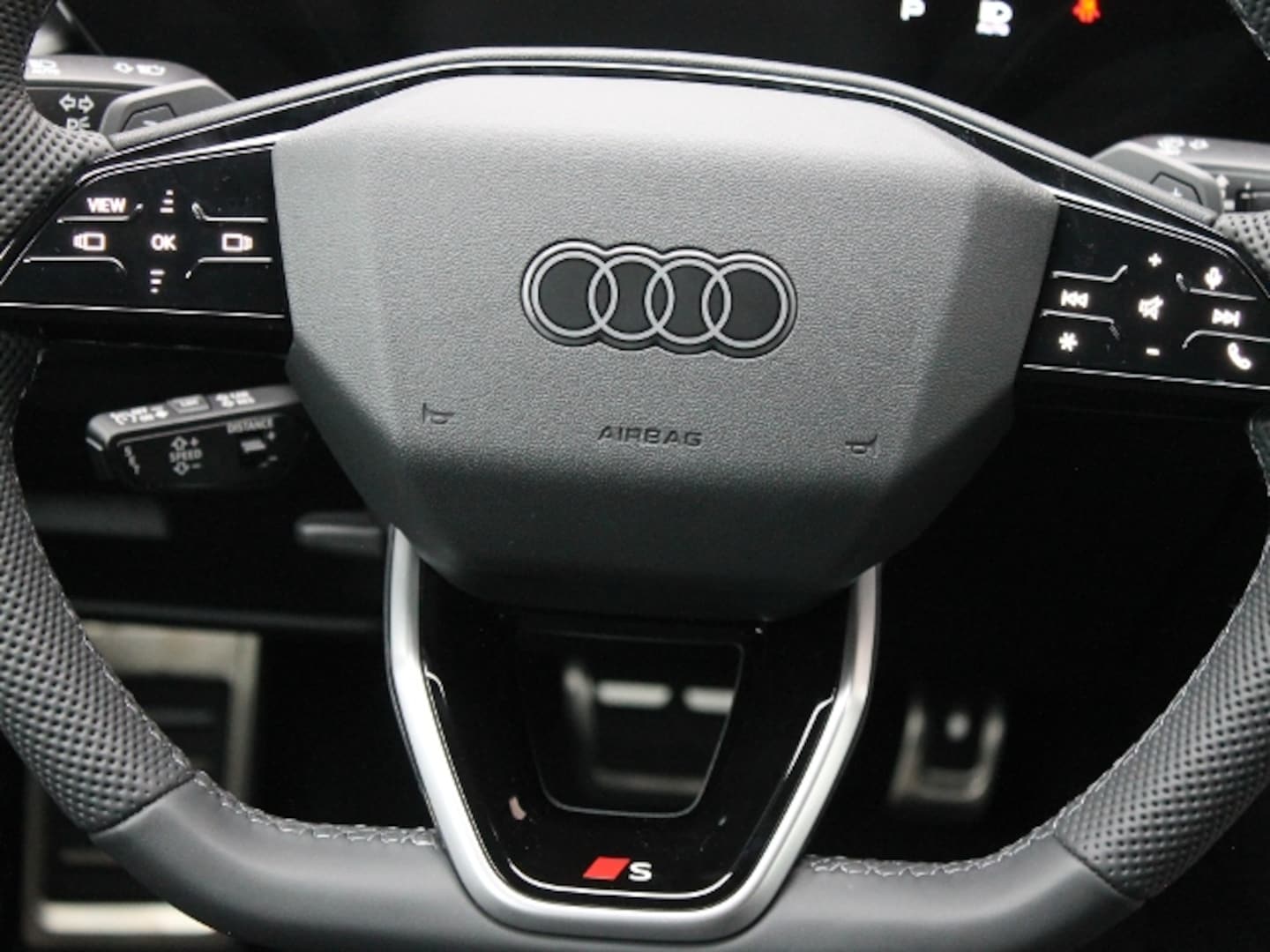Bild über Audi A5 Limousine TFSI S tronic - für weitere Informationen kontaktieren Sie den Audi Partner