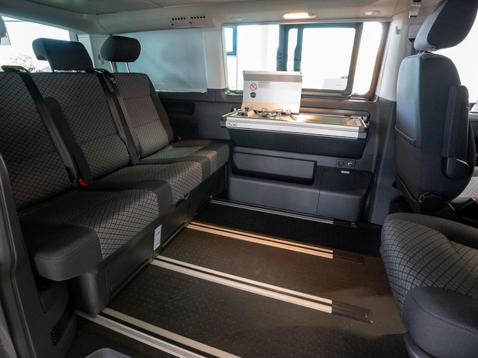Volkswagen T6.1 California Beach