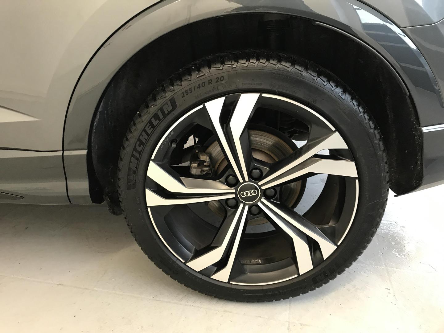 Image about Audi Q3 Sportback S line 35 TDI 110 kW (150 ch) S tronic