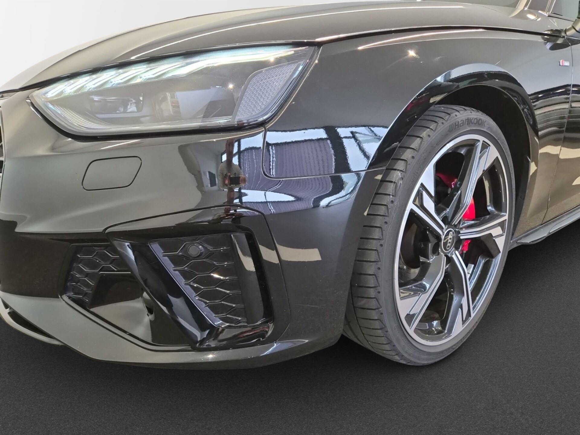 Audi A4 Avant S line