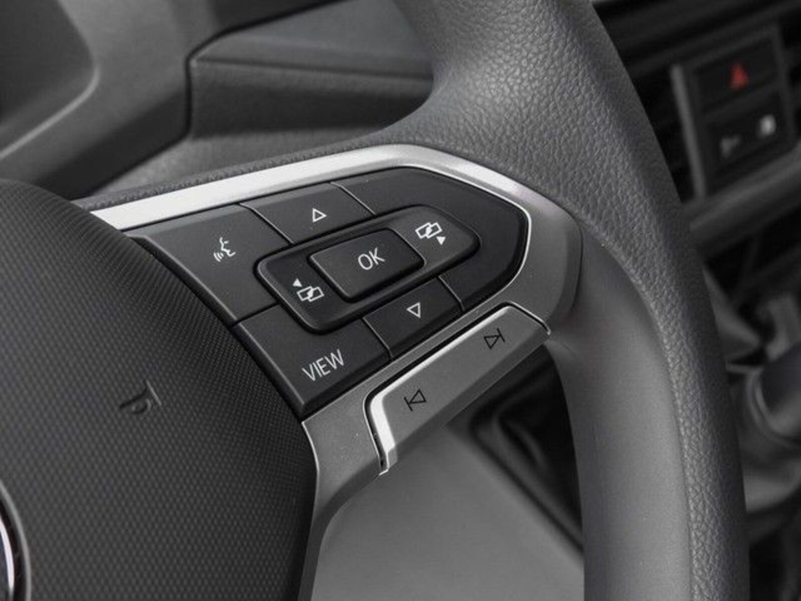 Volkswagen Crafter Kasten mittlerer Radstand – Bild 14