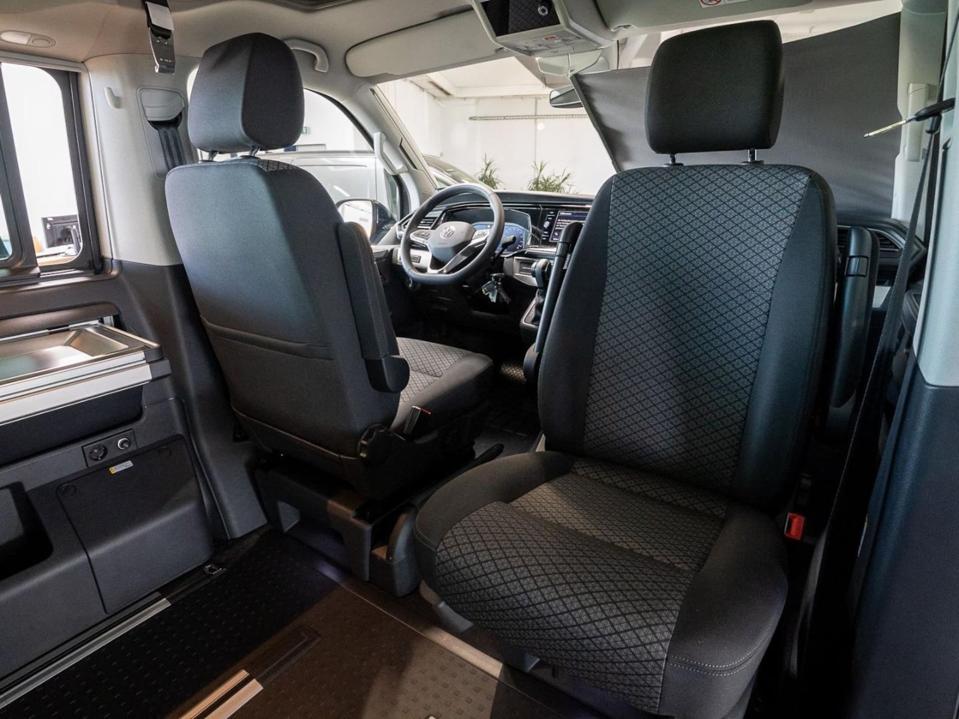 Volkswagen T6.1 California Beach
