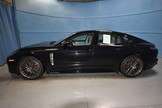 2023 Porsche Panamera