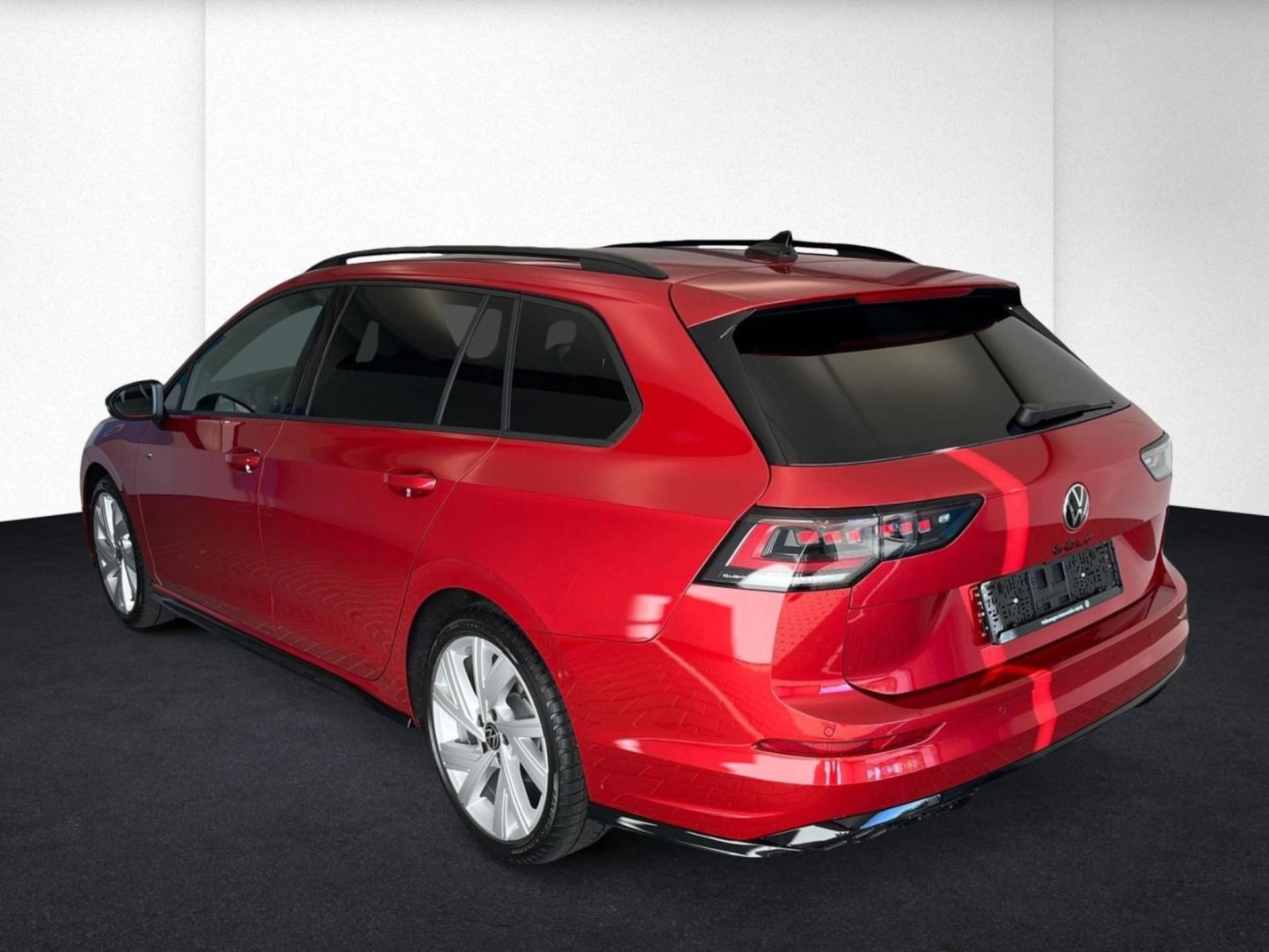 Volkswagen Golf Variant R-Line