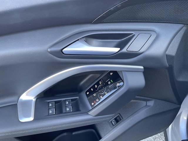 2025 Audi Q5 Premium - Photo 18