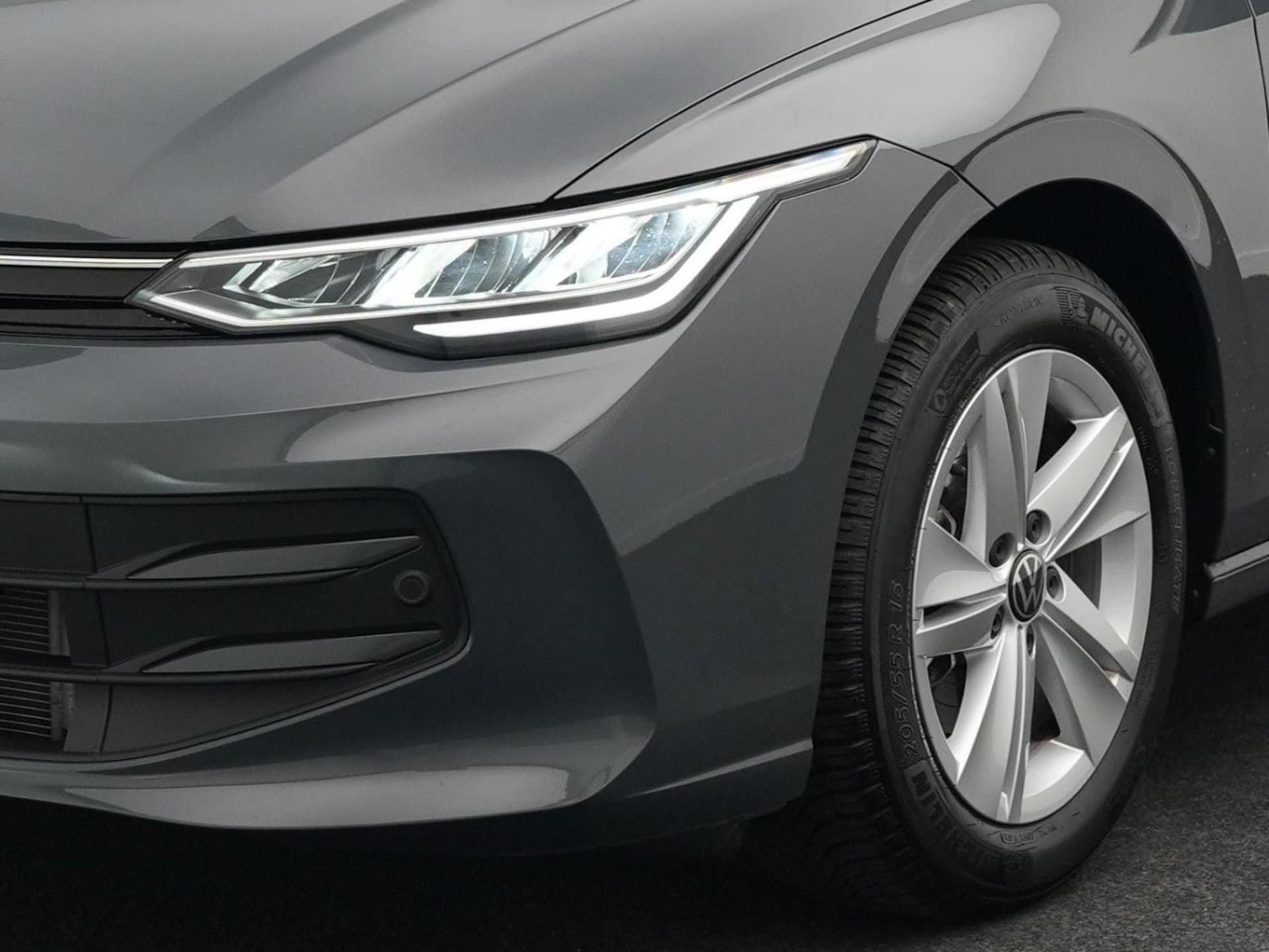 Volkswagen Golf Variant Life