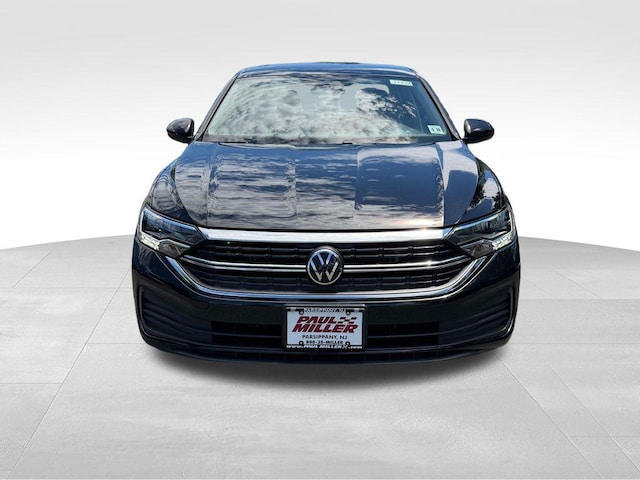 3VW7M7BU2PM031475