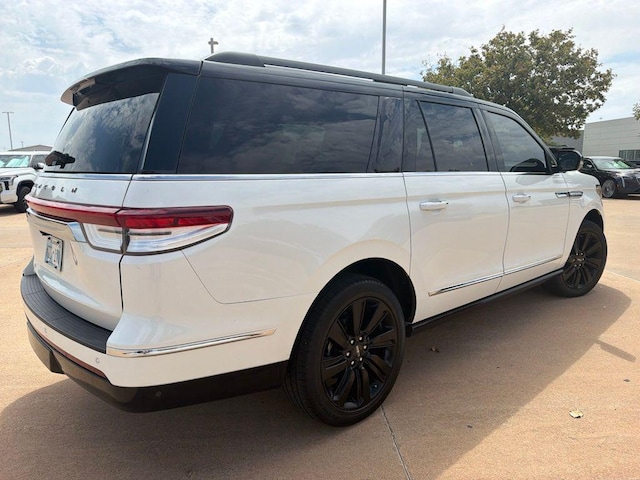 2022 Lincoln Navigator