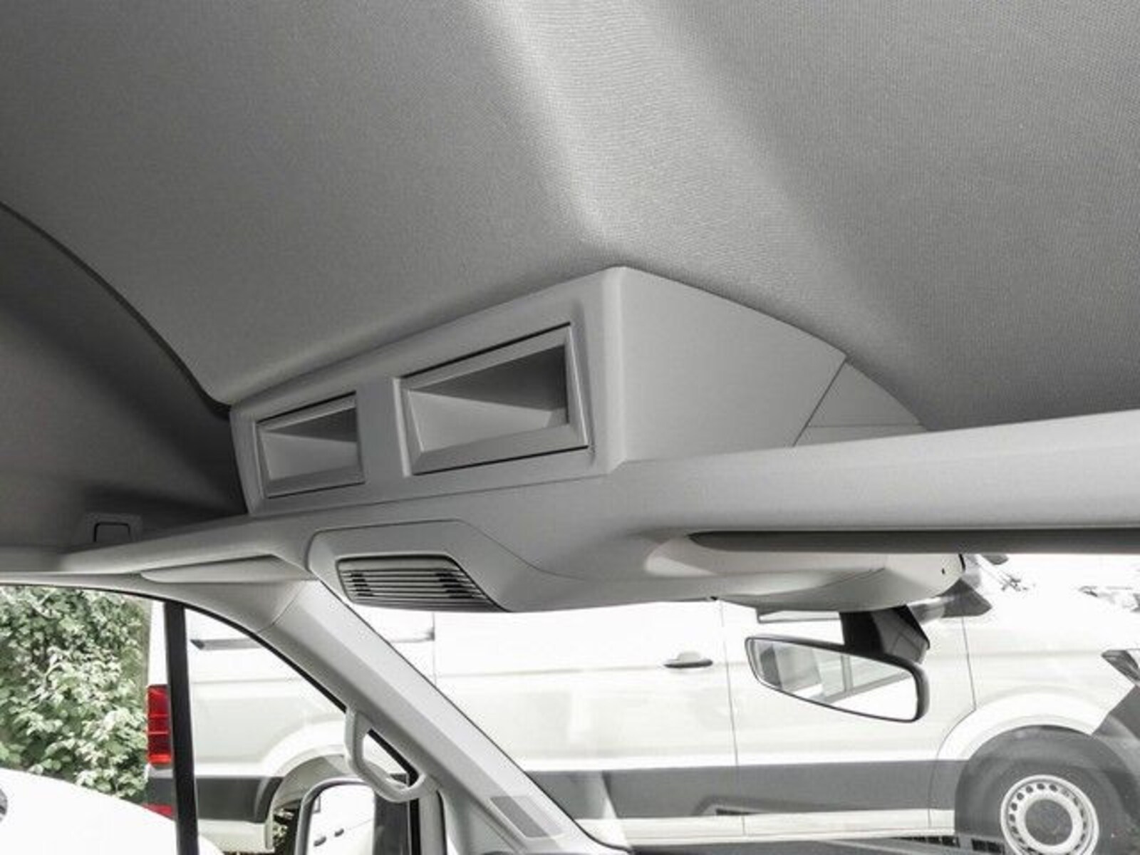Volkswagen Crafter Kasten mittlerer Radstand – Bild 19