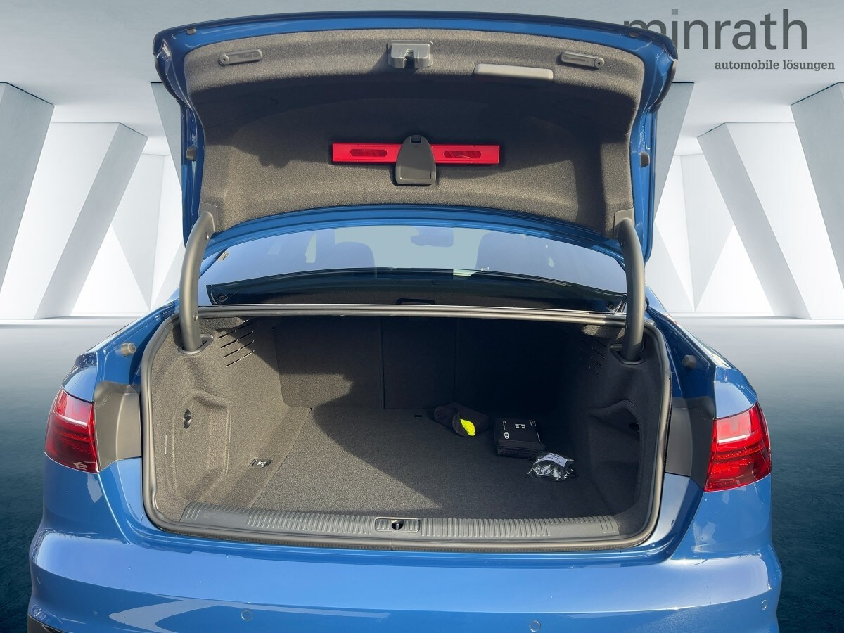 Image about Audi A4 Limousine S line 30 TDI S tronic
