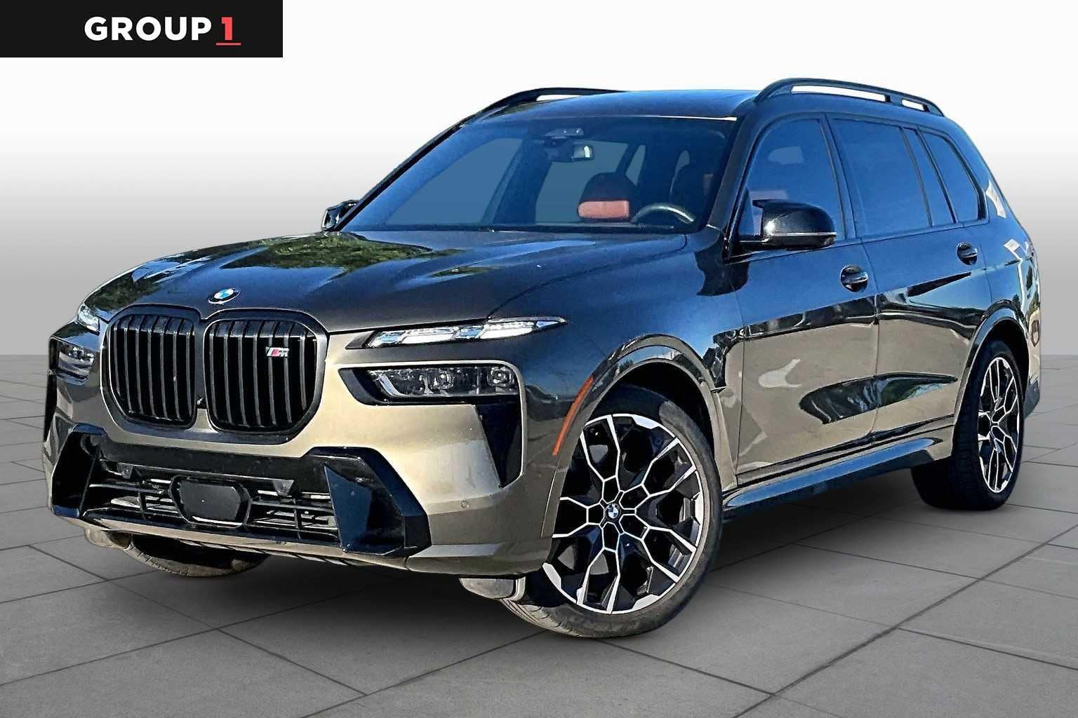 2025 BMW X7 M60i's photo