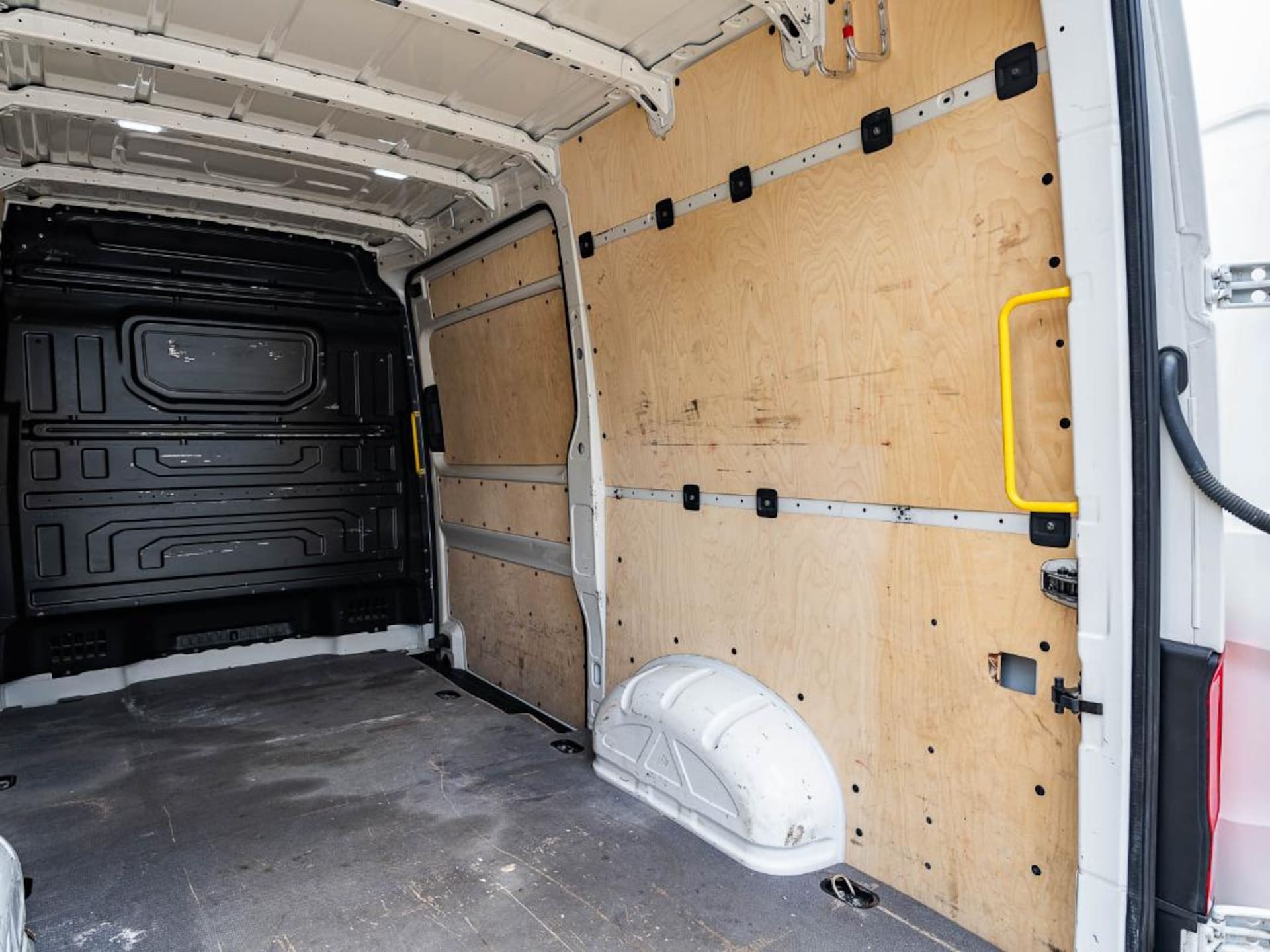 Volkswagen Crafter Kasten mittlerer Radstand