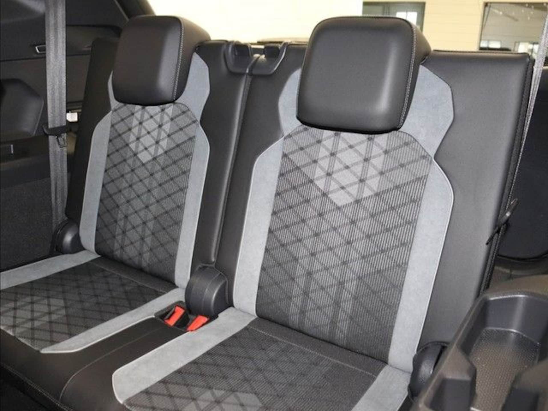 Volkswagen Tiguan Allspace R-Line