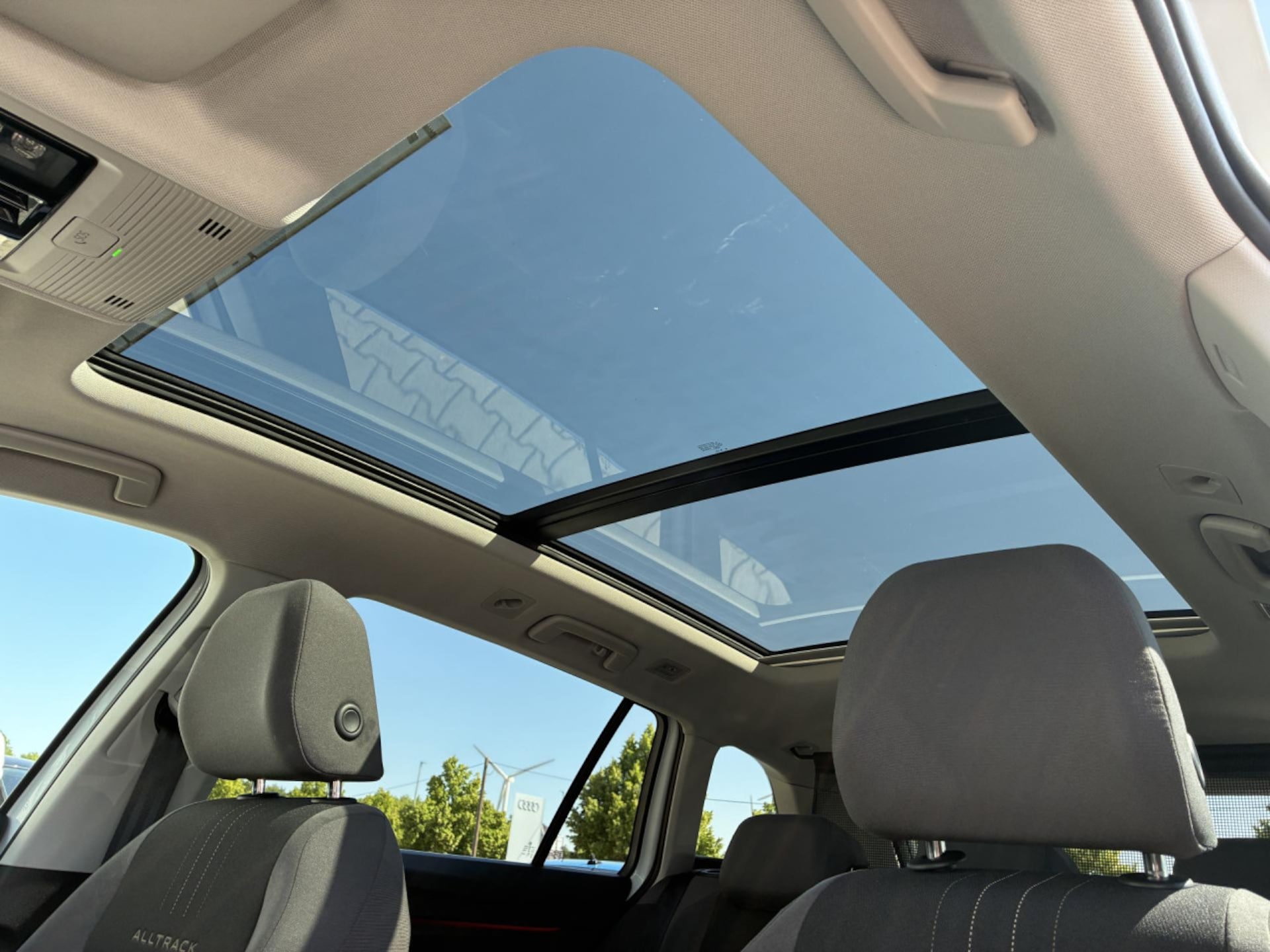 Volkswagen Golf Variant Alltrack