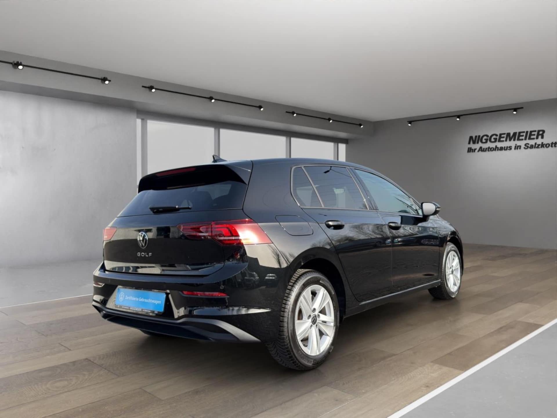 Volkswagen Golf Life