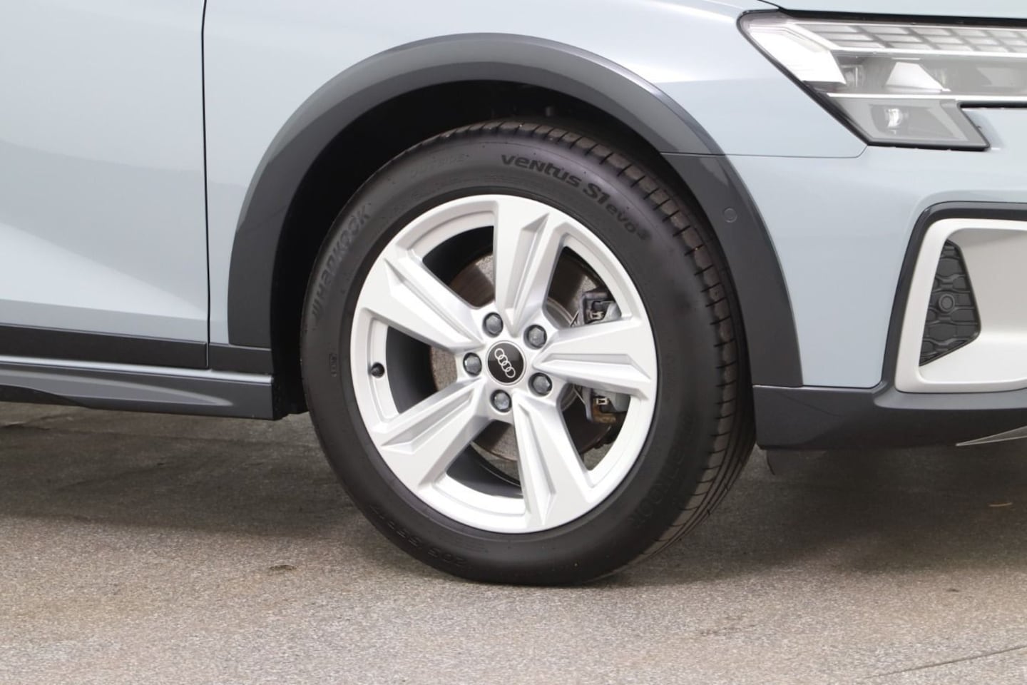 Bild über Audi A3 allstreet TFSI e 40 TFSI e S tronic - für weitere Informationen kontaktieren Sie den Audi Partner