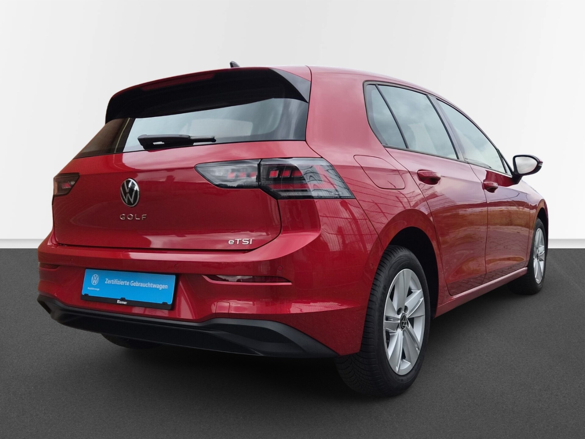 Volkswagen Golf Life