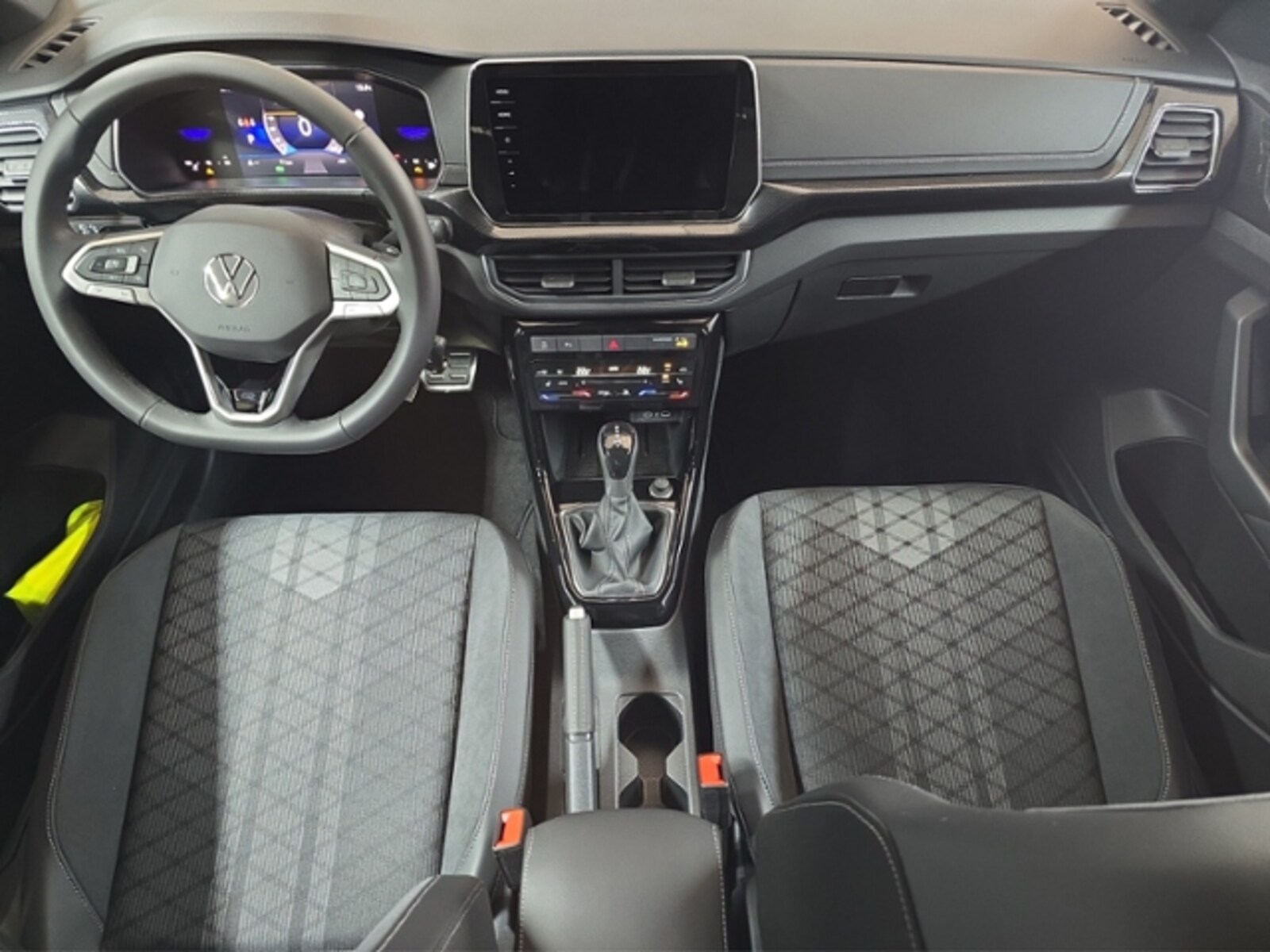 Volkswagen T-Cross – Bild 10