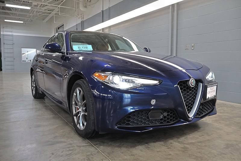 2018 Alfa Romeo Giulia 2.0 Auto AWD's photo