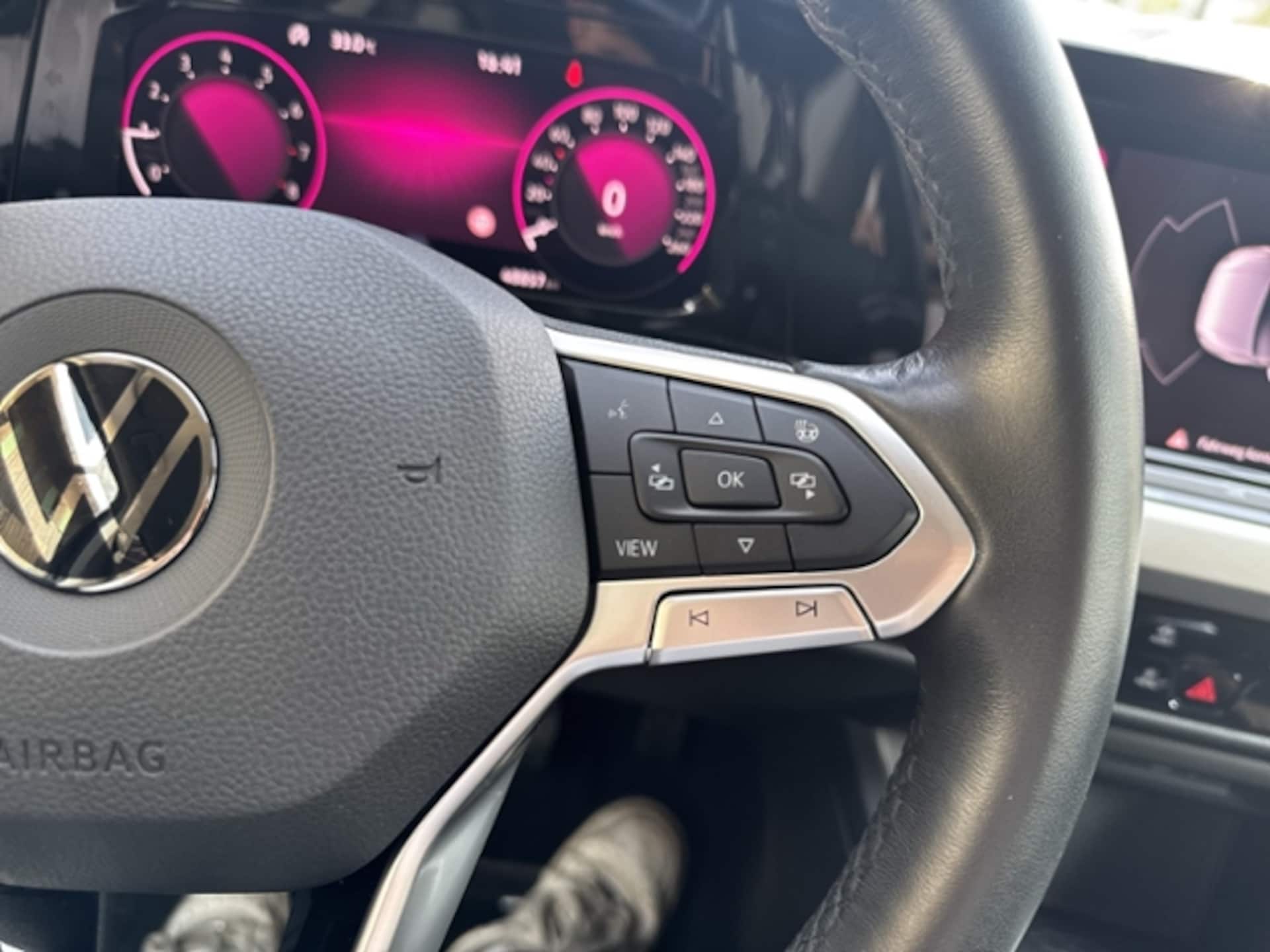 Volkswagen Golf Life