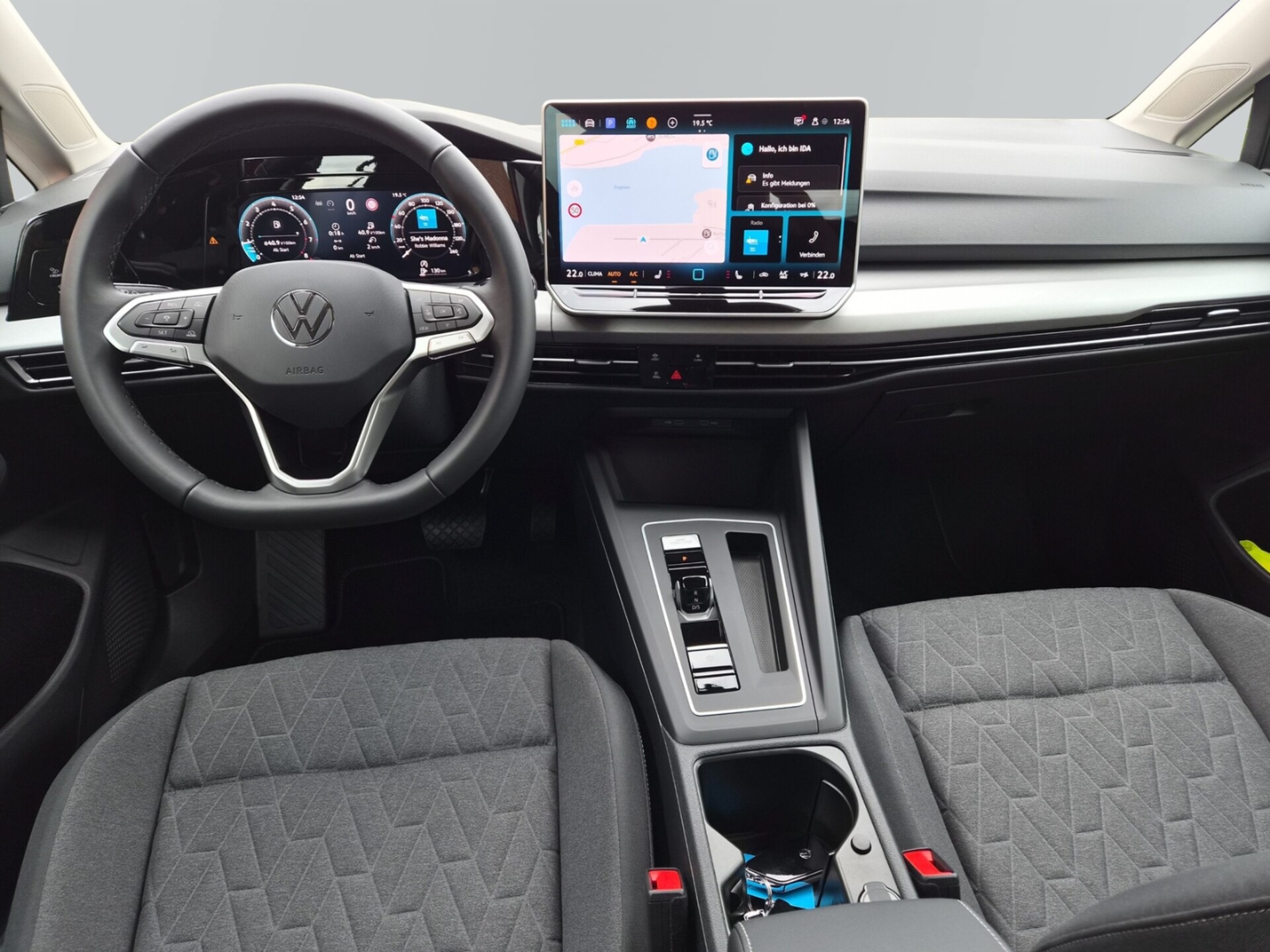 Volkswagen Golf Life