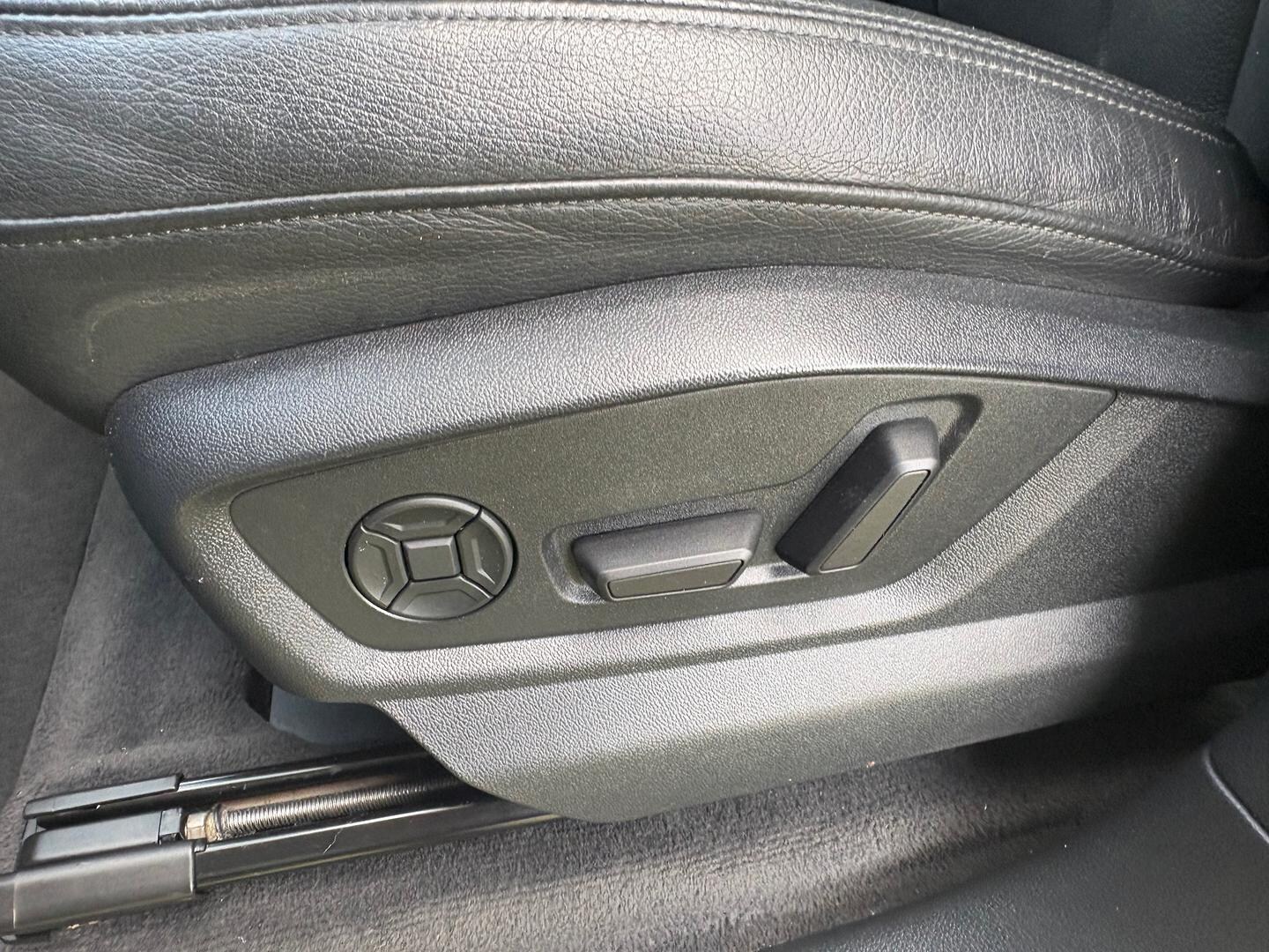 Image about Audi Q7 50 TDI quattro tiptronic