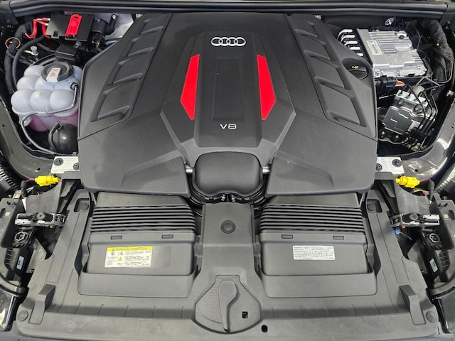 2026 Audi SQ7 Premium Plus - Photo 9