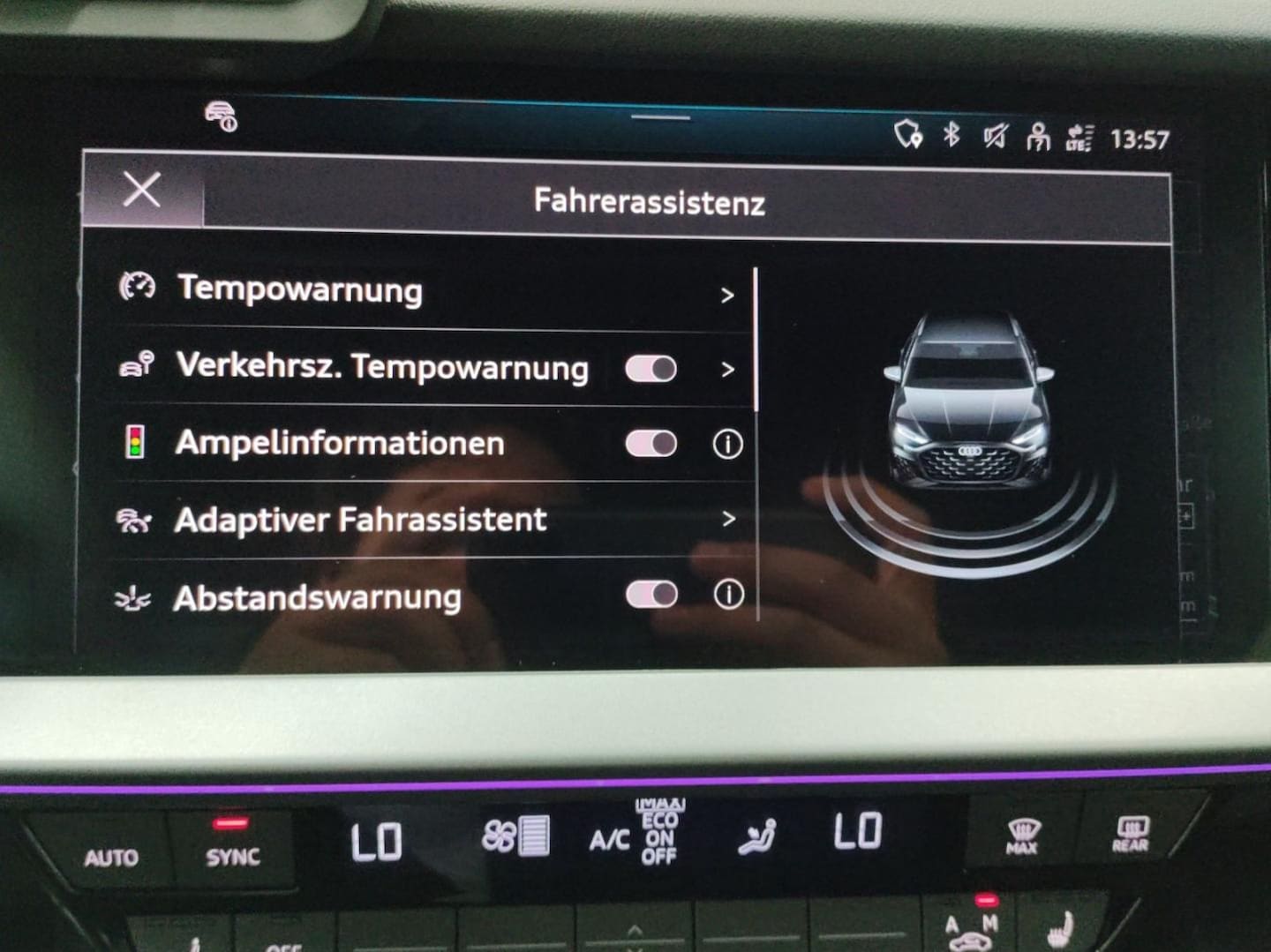 Bild über Audi A3 Sportback TDI S tronic - für weitere Informationen kontaktieren Sie den Audi Partner