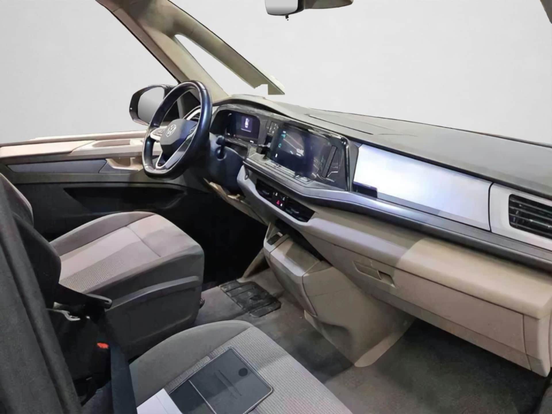 Volkswagen Multivan Basis-Modell