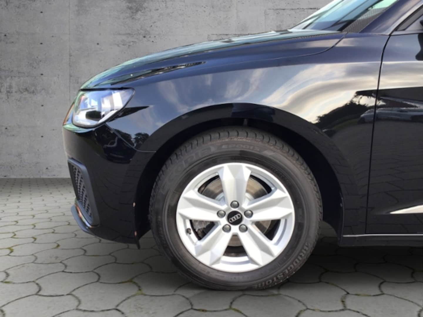 Bild über Audi A1 Sportback 30 TFSI Schaltgetriebe - für weitere Informationen kontaktieren Sie den Audi Partner