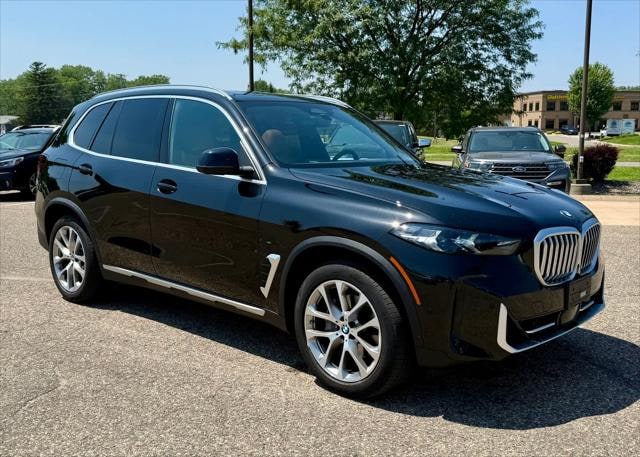 Used 2024 BMW X5 40i with VIN 5UX23EU03R9T06656 for sale in Maplewood, Minnesota